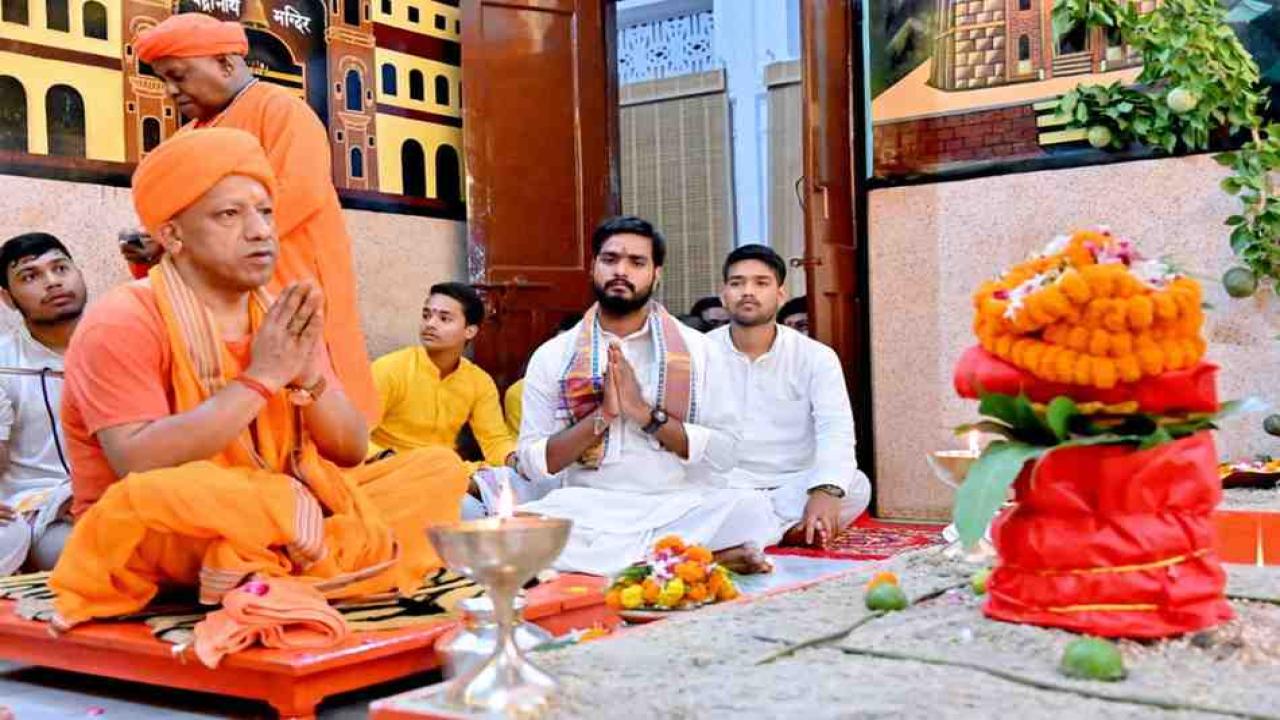 गोरक्षपीठ में शारदीय नवरात्र के विशेष अनुष्ठान का शुभारंभ