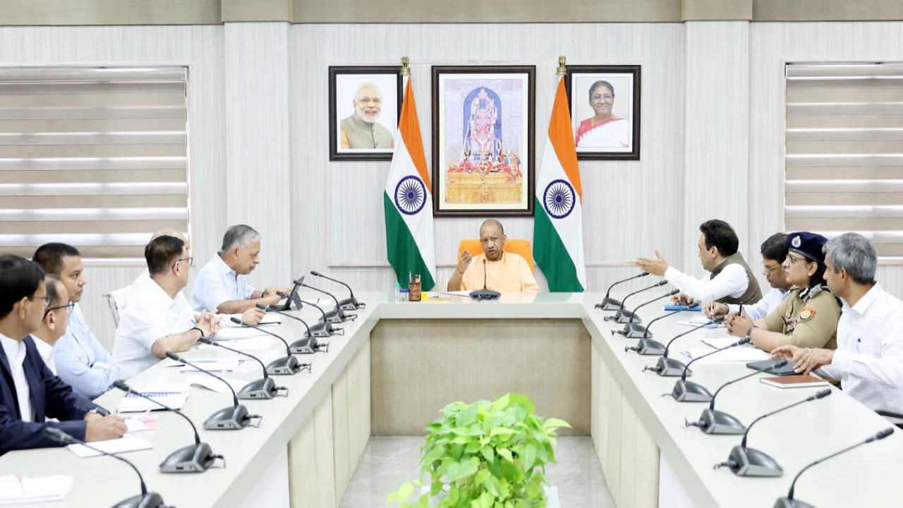 CM योगी ने लिया निर्णय, फायर सर्विस विभाग में 98 राजपत्रित और लगभग 922 अराजपत्रित नए पद सृजित होने का रास्ता साफ