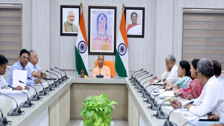 जनपदों में होगी ‘जिला औषधि नियंत्रण अधिकारी’ की तैनाती, नया पद सृजित करने के लिए मुख्यमंत्री ने दिए निर्देश