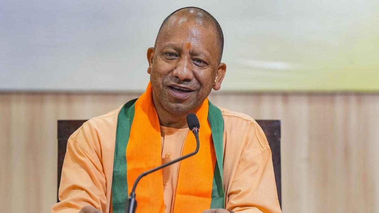 भारत ने राक्षसी वृत्ति को आतंकवाद के रूप में माना, उसके खिलाफ लड़ रहा लड़ाईः CM योगी