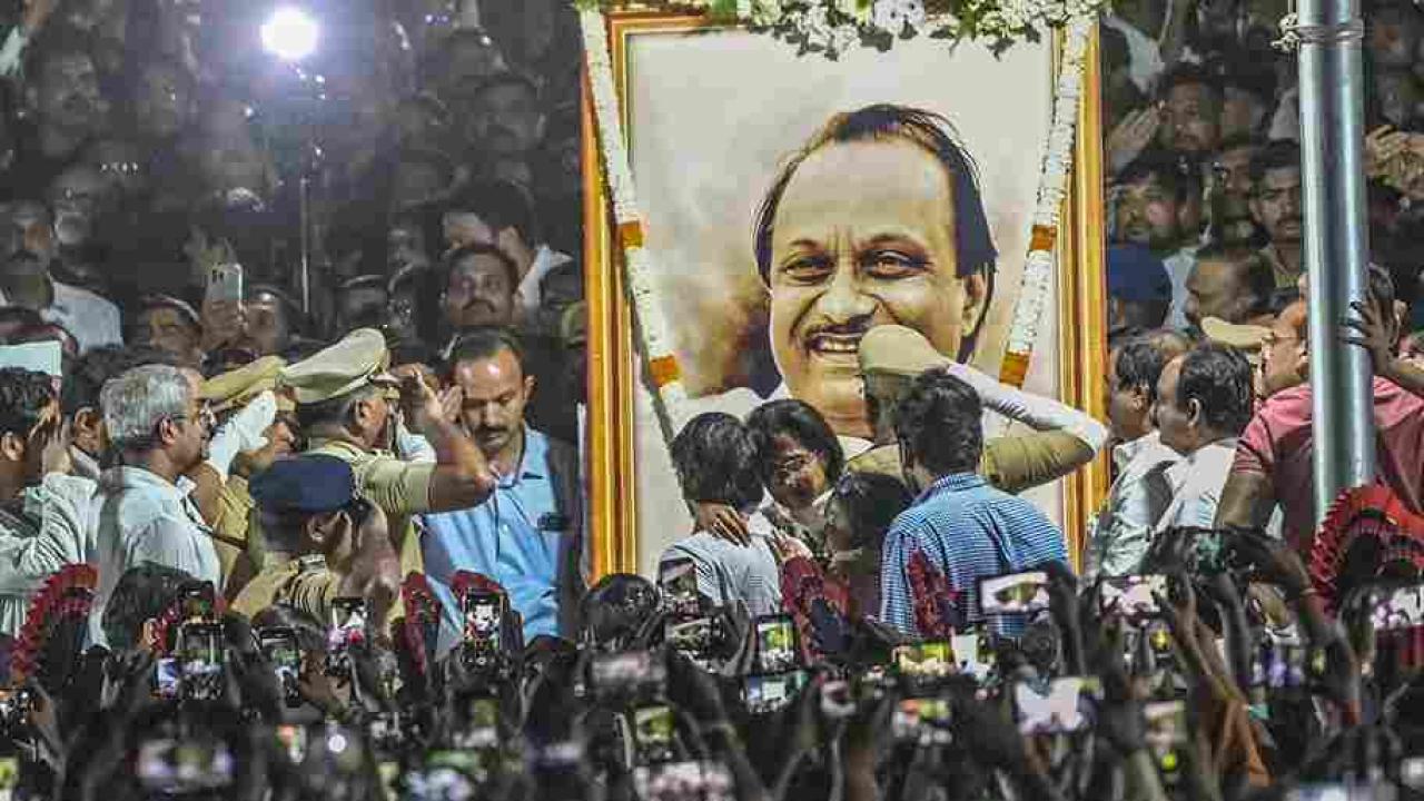 योगी कैबिनेट ने दी स्व. अजित पवार को श्रद्धांजलि