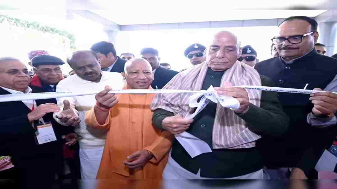 विकसित भारत का रास्ता, विकसित उत्तर प्रदेश से होकर जाता हैः रक्षा मंत्री राजनाथ सिंह