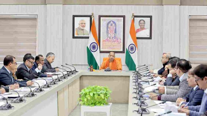 मुख्यमंत्री ने वित्त विभाग की समीक्षा की, सभी विभागों को बजट खर्च में तेजी लाने के दिये निर्देश