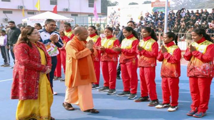 मुख्यमंत्री का आह्वान, किसी एक खेल को गोद लें विश्वविद्यालय-महाविद्यालय