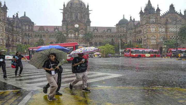 मानसून का रौद्र रूप, कई राज्यों में भारी बारिश का अलर्ट, जानें क्या है मौसम विभाग की चेतावनी